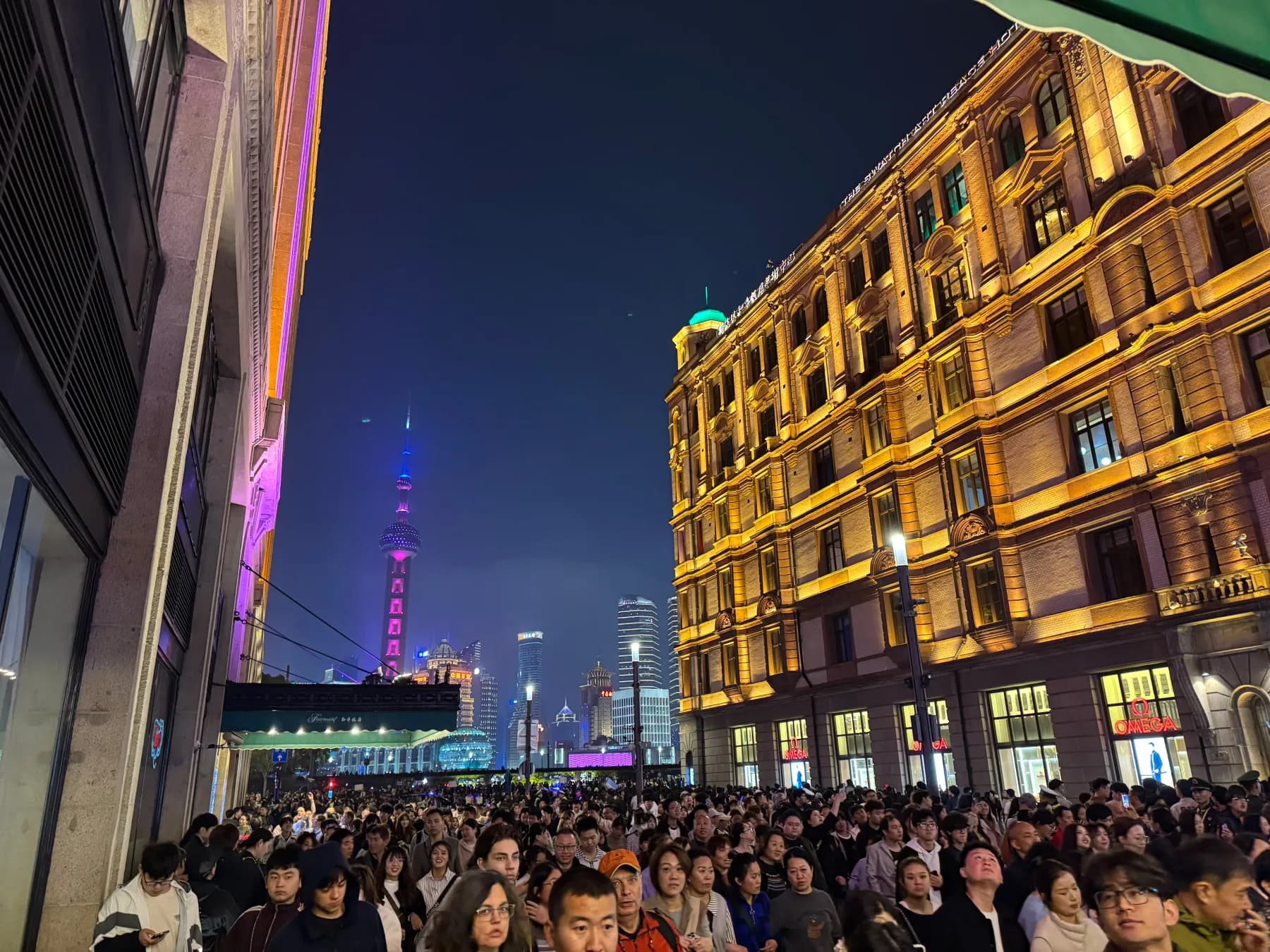 Crowds in a Shanghai street during an April long weekend